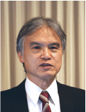 瀧澤Web開発部長の顔写真